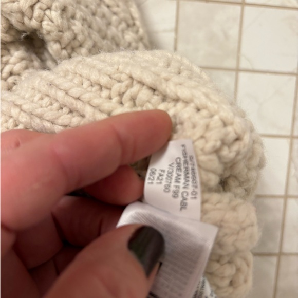 Banana Republic Cableneck Sweater - Picture 6 of 6